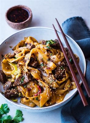  Hand-Pulled Noodles Stir-Fried With Spicy Lamb: Can You Handle the Umami Explosion and Sizzling Heat Wave?