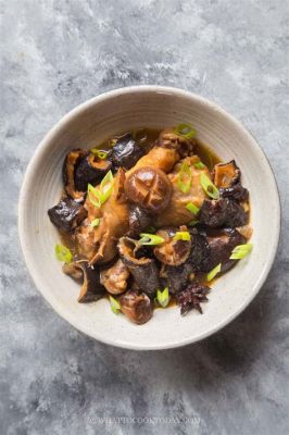  Braised Sea Cucumber with Mushrooms: Can This Exquisite Delicacy Unlock a Symphony of Umami and Texture?