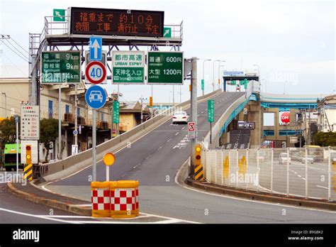 九州自動車道 オービス: 速度と安全の狭間で揺れるドライバーの心理