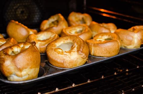  Yorkshire Pudding? A Crispy, Golden-Brown Indulgence Stuffed with Savoury Delights!